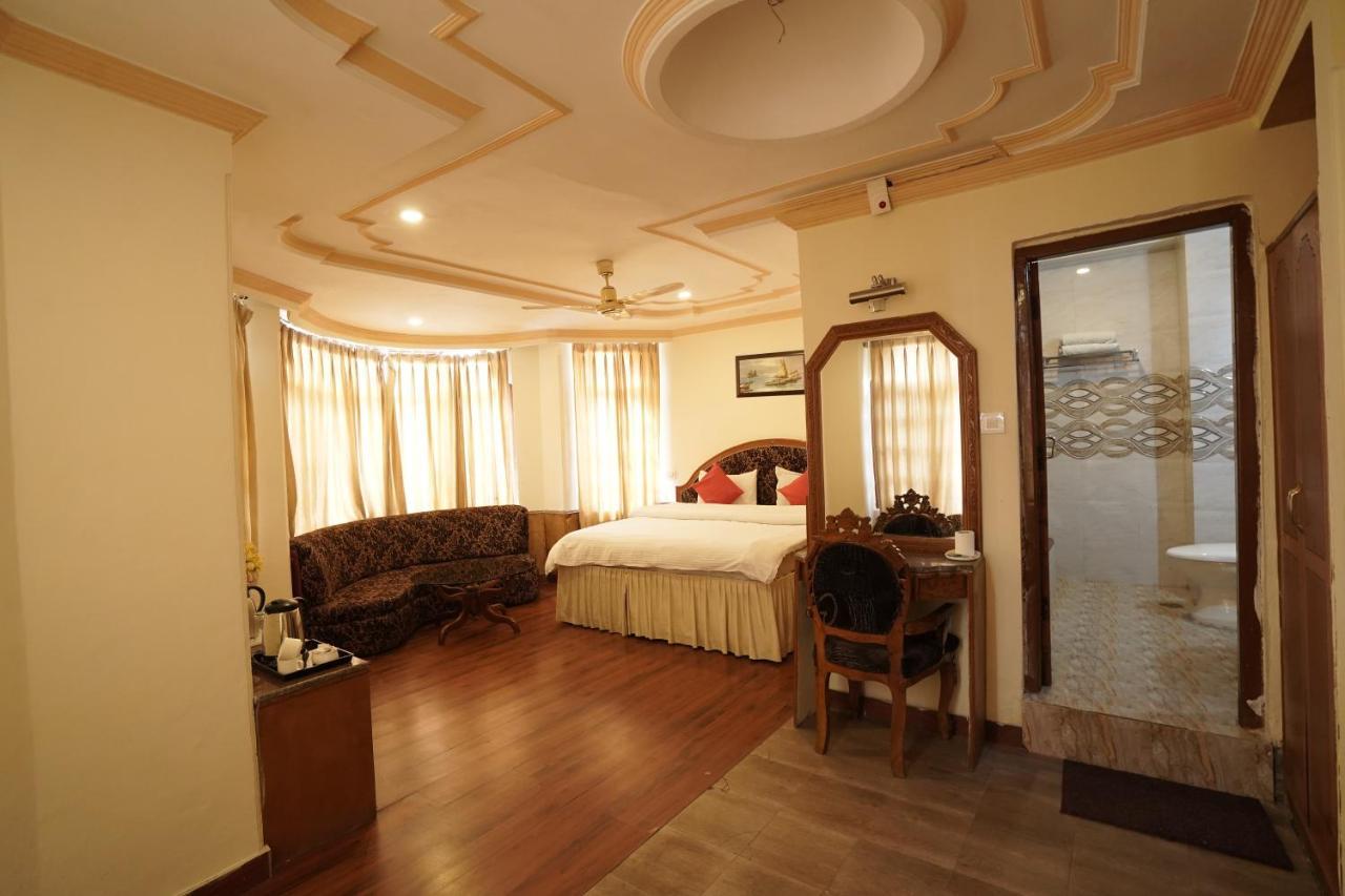 Royal Palace Resort Bhagsunag 다람샬라 외부 사진
